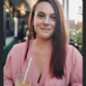 Meet your Posher, Leah